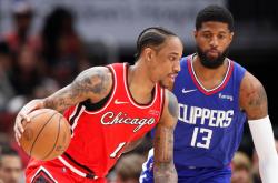 英雄联盟总决赛门票-爵士鏖战快船，德罗赞状态火热