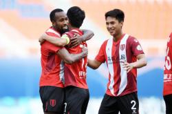 英雄联盟总决赛-乌尔姆客场爆冷取胜，积分榜前列交战激烈