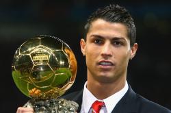 LOL赛事-跨越半个地球的绝杀—当浙江的雨夜遇见迈阿密的热浪