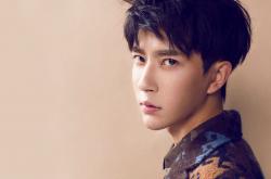 英雄联盟总决赛-绿军绝杀夜与奥运倒计时，塔图姆的双重宣言