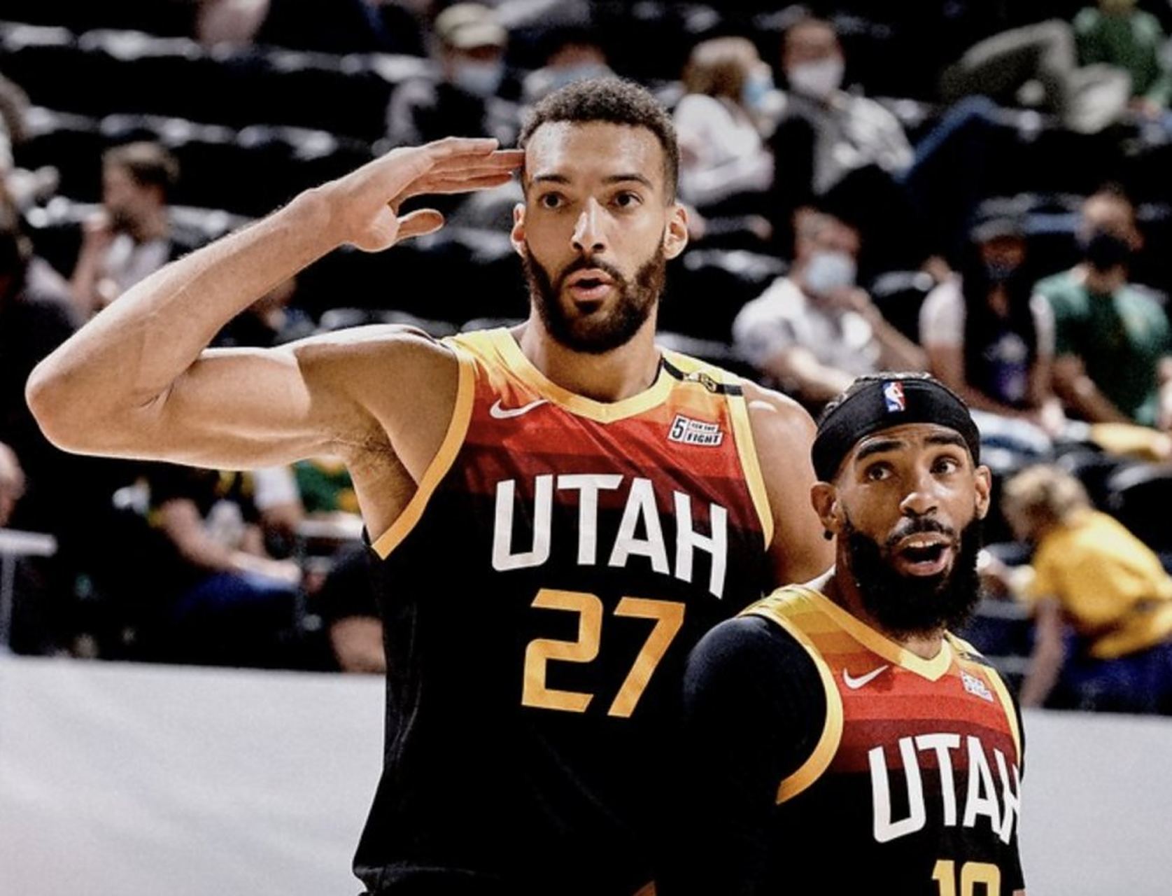 爵士主场大胜骑士，继续领跑西部