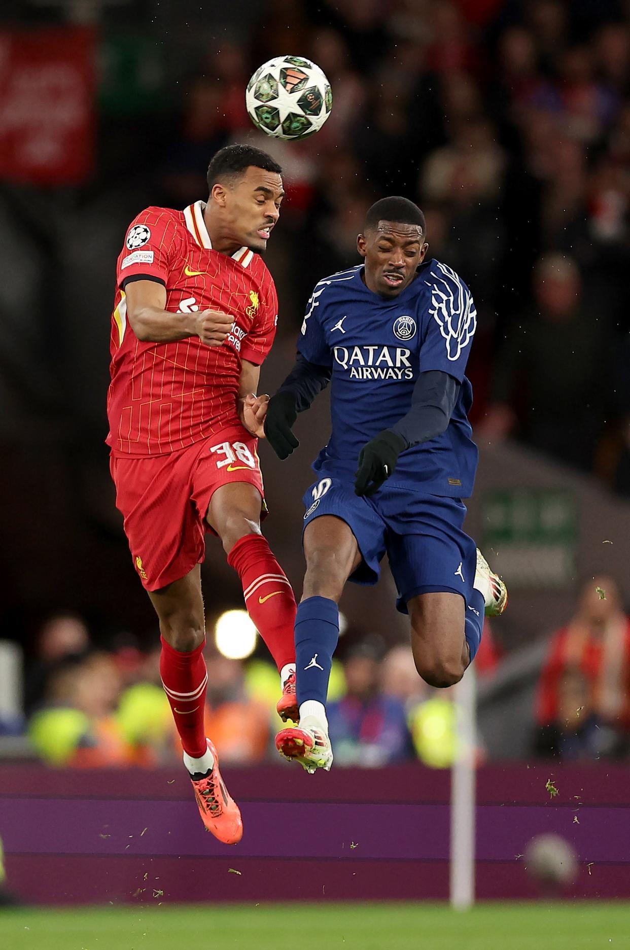 关于巴黎圣日耳曼压制曼联，成功晋级欧冠半决赛的信息