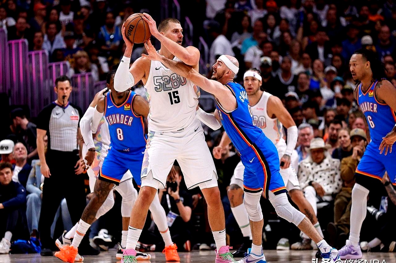 山东队绝杀马刺，约基奇扛起全队