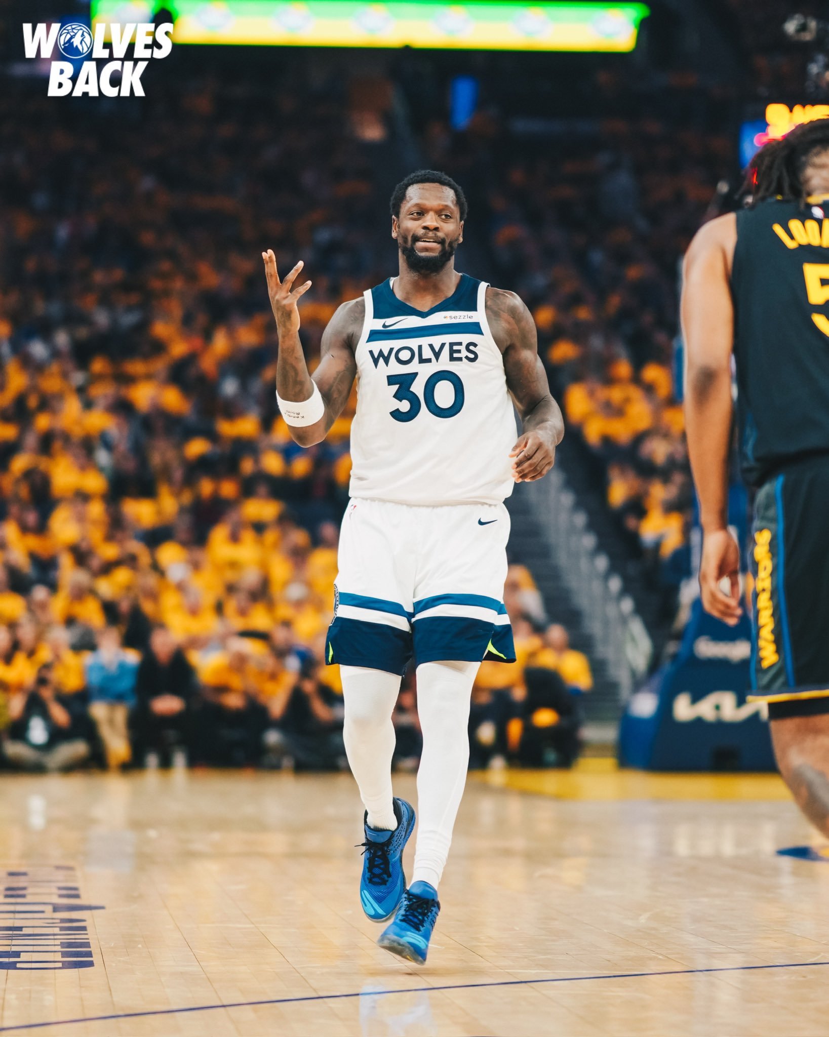 尼克斯不敌猛龙，兰德尔表现低迷