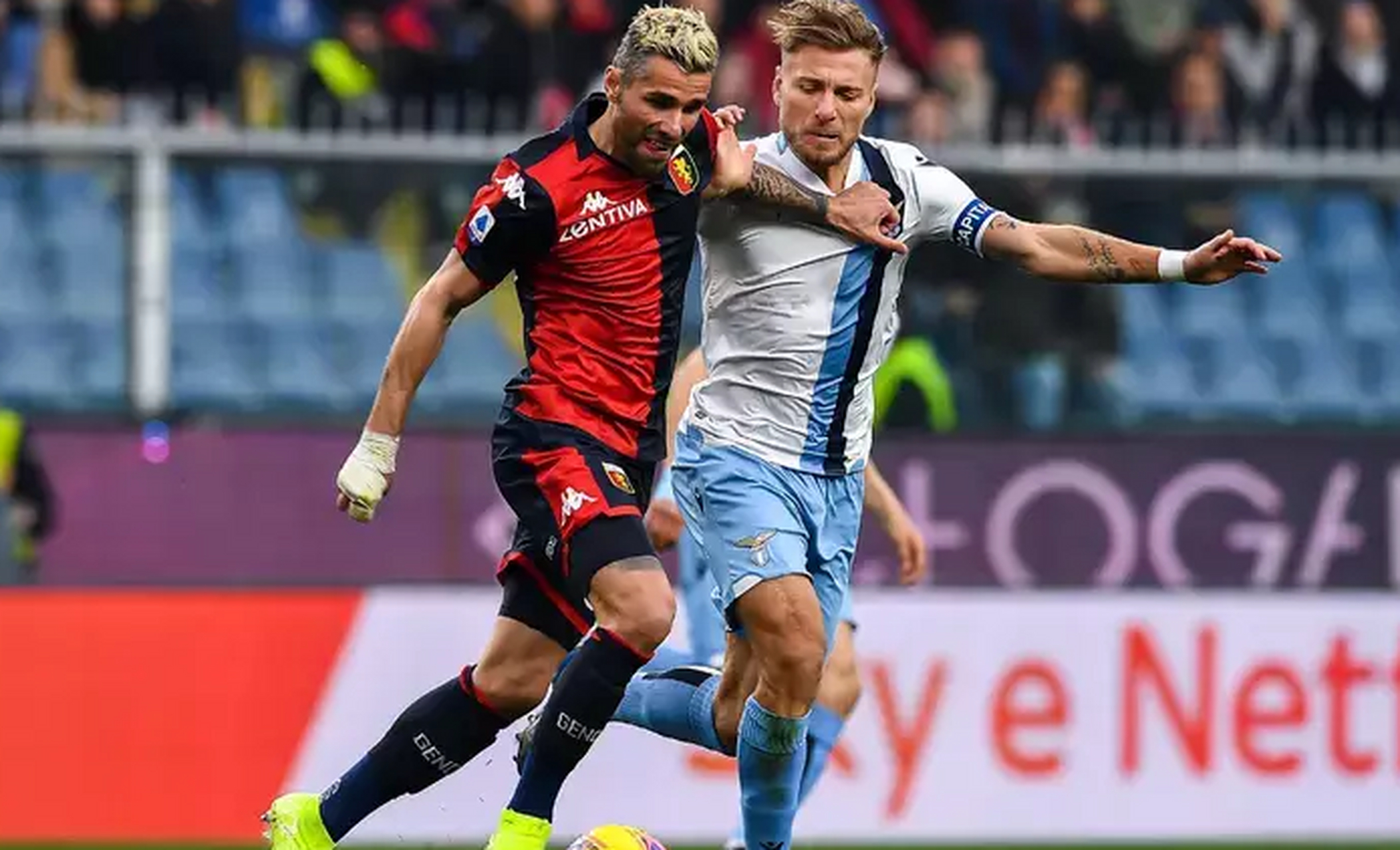 埃弗顿险胜狼队,保持胜利势头 埃弗顿险胜狼队,保持胜利势头