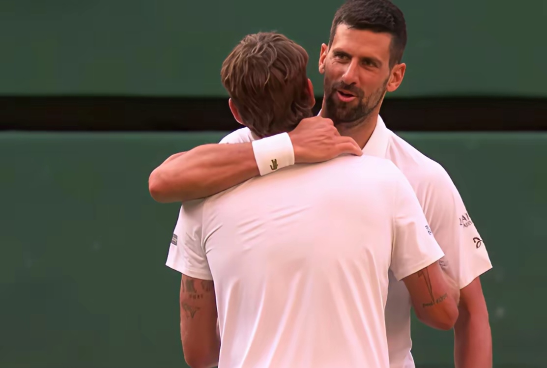 温网完胜联合杯，德约科维奇统治全场