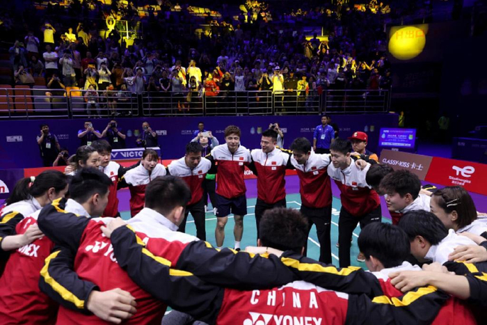 德国队险胜印尼队,石宇奇带队取胜 德国队险胜印尼队,石宇奇带队取胜