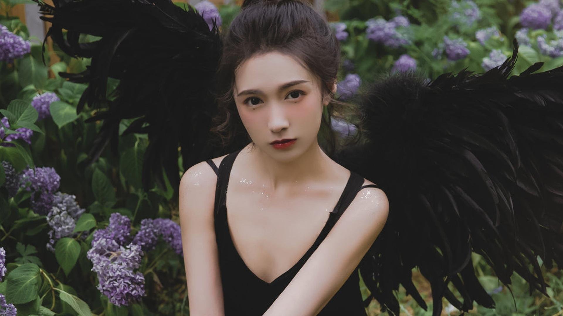 黄喜灿梅开二度!乌克兰惨败莱比锡红牛,亚洲巨星闪耀欧洲