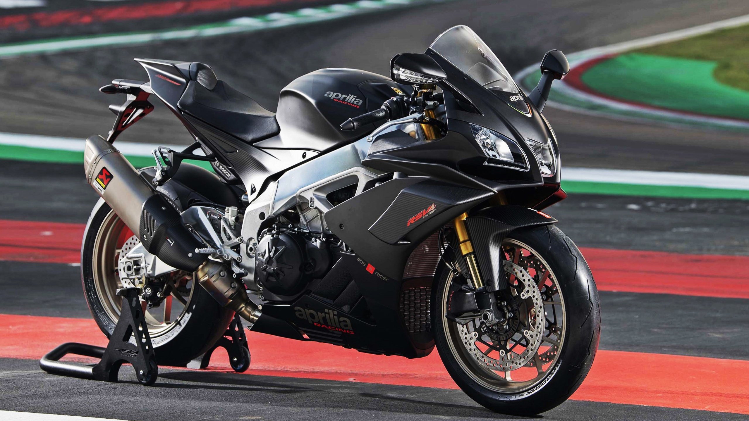 战靴烙印,意甲焦点夜,阿圭罗在雨中的最后一次呼吸